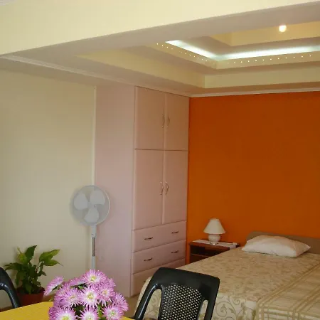 Hotel High View 4*